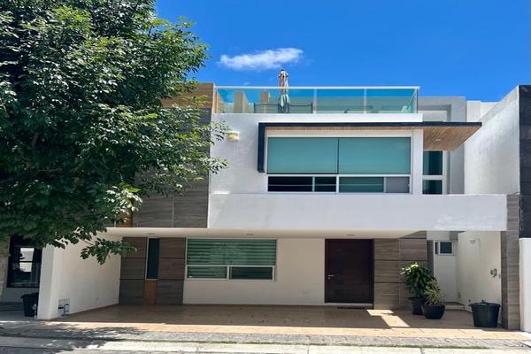 Foto de inmueble en Cluster parque campeche, lomas de Angelopolis cascatta en san Andrés Cholula, Col. Rincón de los Reyes C.P. 72830, San Andrés Cholula
