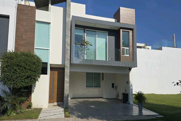 Foto de inmueble en Circuito Melaque 14, Col. Santa Clara Ocoyucan C.P. 72850, Ocoyucan