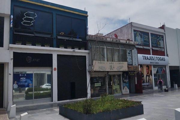 Foto de inmueble en av juarez, Col. Zona Esmeralda C.P. 72090, Puebla