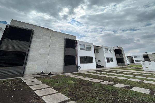 Foto de inmueble en Libramiento Sur Poniente, Col. 5 de Febrero C.P. 76135, Querétaro