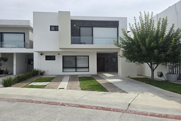 Foto de inmueble en CONDOMINIO VALLE ALTO, Col. Altos Juriquilla C.P. 76230, Querétaro
