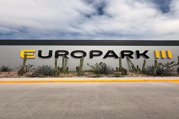 Foto de inmueble en EUROPARK III, Col. El Marqués C.P. 76047, Querétaro
