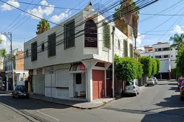 Foto de inmueble en Circunvalacion #8, Col. Jardines de Querétaro C.P. 76020, Querétaro
