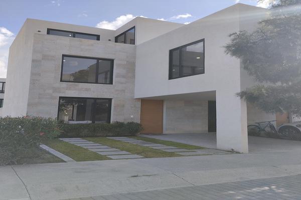 Foto de inmueble en Camelinas, Col. Jurica Pinar C.P. 76100, Querétaro