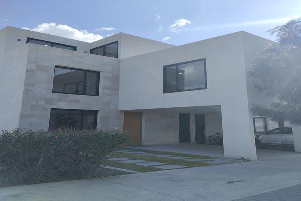 Foto de inmueble en Camelinas, Col. Jurica Pinar C.P. 76100, Querétaro