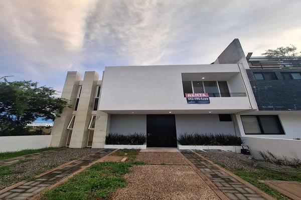 Foto de inmueble en Manzanilla, Col. Loma Juriquilla C.P. 76226, Querétaro