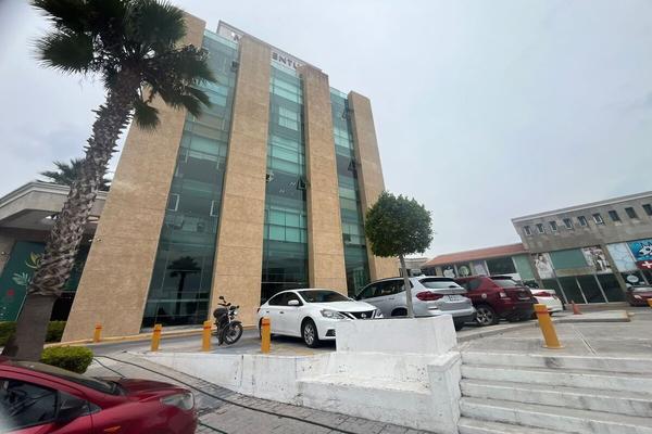 Foto de inmueble en Camino Real de Carretas, Col. Milenio III Fase A C.P. 76060, Querétaro