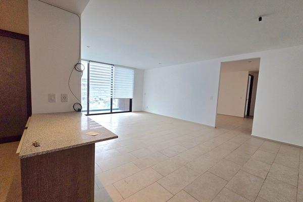 Foto de inmueble en Av. Constituyentes, Col. Panorámico C.P. 76046, Querétaro