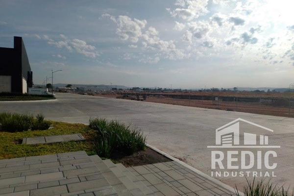 Foto de inmueble en Carretera estatal 100 km 8, Col. Parque Industrial Aeropuerto Querétaro C.P. 76295, Colón