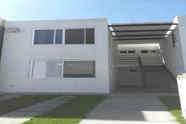Foto de inmueble en Paseo del Nogal, Col. Paseos del Bosque C.P. 76910, Corregidora