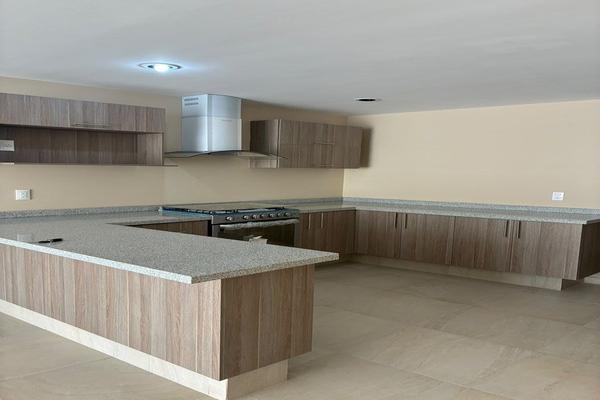 Foto de inmueble en Av. Valle de Oro, Col. Popular Ecológica Valle de Oro C.P. 76905, Corregidora