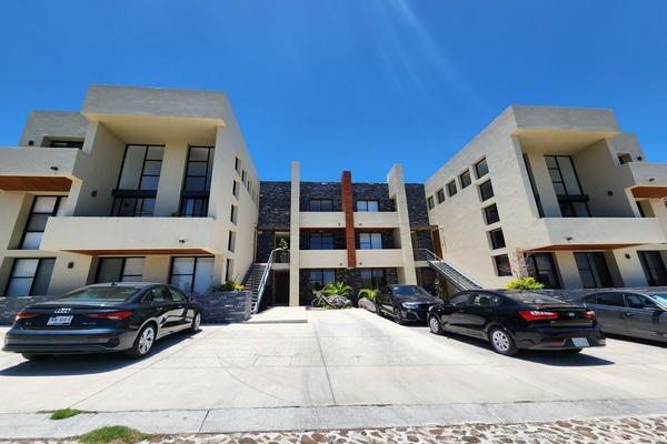Foto de inmueble en CTO. MIRADOR DE VISTA REAL, Col. Vista Real y Country Club C.P. 76905, Corregidora