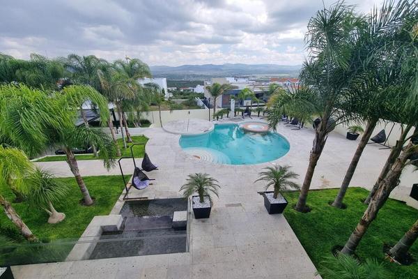 Foto de inmueble en Real de Garabato, Col. Vista Real y Country Club C.P. 76905, Corregidora