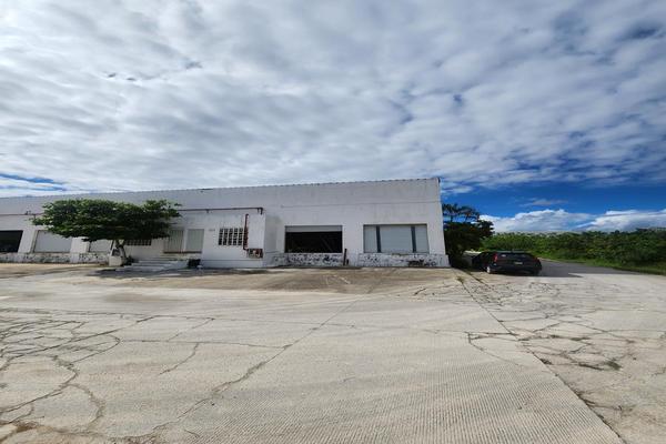 Foto de inmueble en Carretera Federal Cancún-chetumal Km 7 - Puerto Morelos - Quintana Roo, Col. Cancún (Internacional de Cancún) C.P. 77569, Benito Juárez