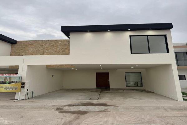 Foto de inmueble en , Col. Villa de Pozos C.P. 78421, San Luis Potosí