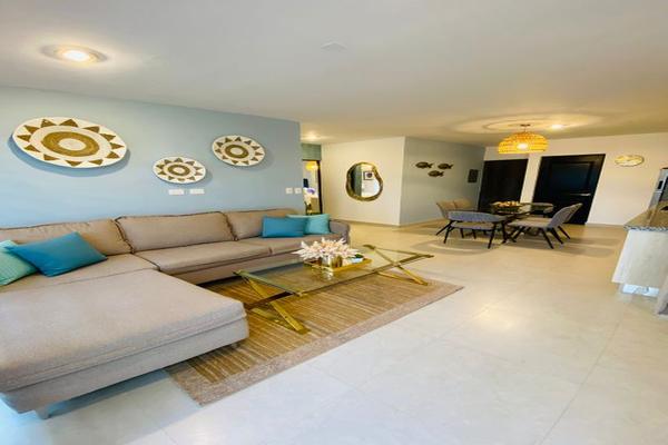 Foto de inmueble en AV MARIO HUERTA, Col. Azul Marino C.P. 82112, Mazatlán