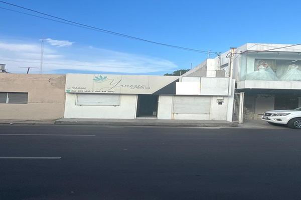 Foto de inmueble en nicolas bravo, Col. Centro C.P. 80000, Culiacán
