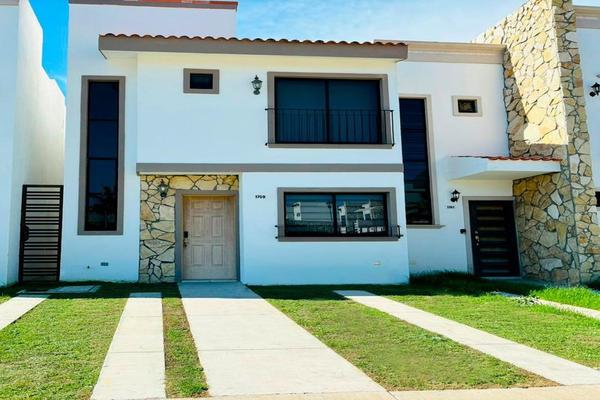 Foto de inmueble en Av. Mariano Huerta Sánchez Int. 1759, Col. Las Gaviotas C.P. 82110, Mazatlán