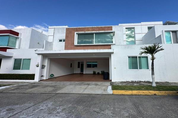 Foto de inmueble en Hacienda Casa Blanca 2, Col. Anacleto Canabal 2a Sección C.P. 86287, Centro