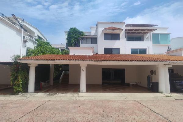 Foto de inmueble en Casa en Renta Fracc Real De Minas Vhsa, Col. Galaxia tabasco 2000 C.P. 86035, Centro