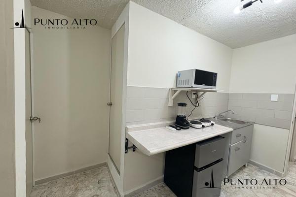 Foto de inmueble en Depto en Renta Amueblado Sobre  Av Hidalgo, Col. Altavista C.P. 89240, Tampico