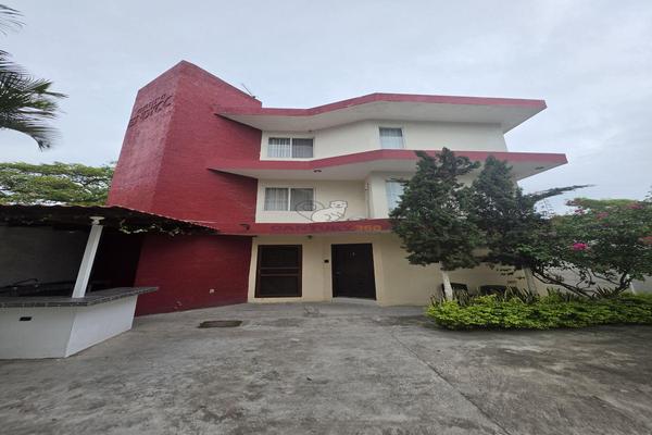 Foto de inmueble en G al 700, Col. Enrique Cárdenas Gonzalez C.P. 89309, Tampico