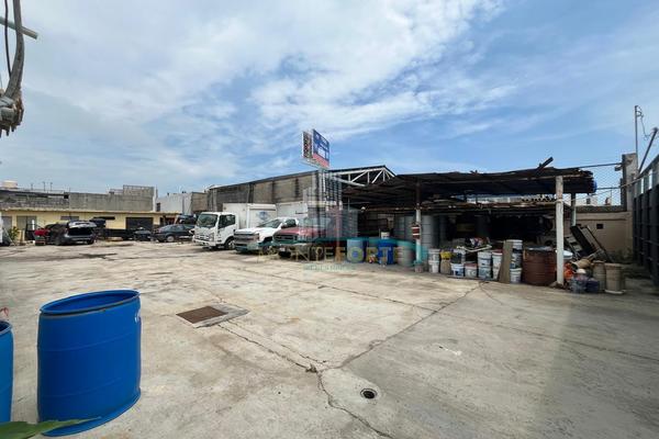 Foto de inmueble en Terreno EN Venta EN LA Colonia Petrolera, Col. Petrolera C.P. 89110, Tampico