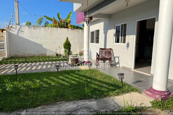 Foto de inmueble en Casa En Venta 3 Rec, Del Puerto, Tuxpan, Ver., Col. Del Puerto C.P. 92880, Tuxpan
