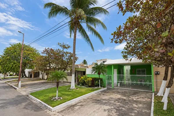 Foto de inmueble en Ciruelo #70, Col. Floresta C.P. 91940, Veracruz
