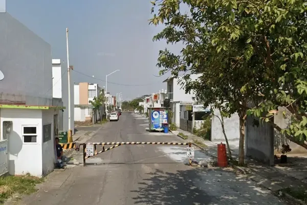 Foto de inmueble en OPORTO #0Int. 0, Col. Hacienda los Portales Sección Sur C.P. 91726, Veracruz