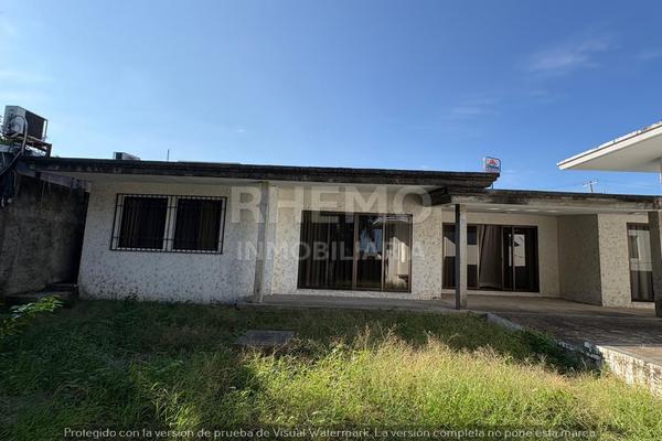 Foto de inmueble en Col. Jardines de Tuxpan, Tuxpan, Ver., Col. Jardines de Tuxpan C.P. 92890, Tuxpan