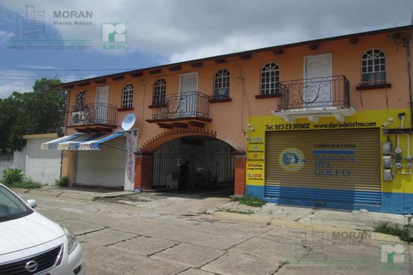 Foto de inmueble en Calle Poza Rica No. 4, Colonia 4 Caminos, Col. La Portada C.P. 96690, Agua Dulce