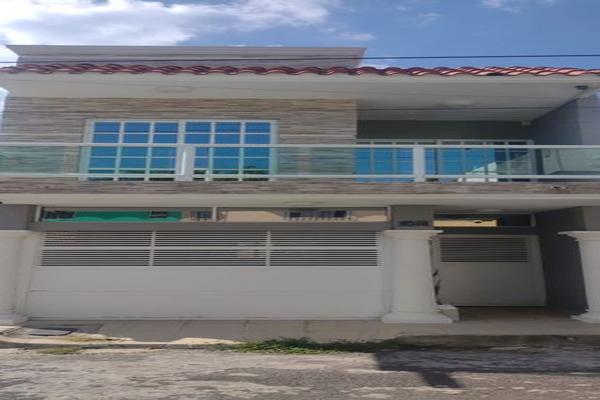 Foto de inmueble en Laguna Real #100, Col. Laguna Real C.P. 91790, Veracruz