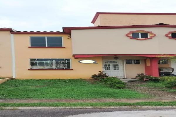 Foto de inmueble en Carretera a Mata de Pita, Col. Las Amapolas C.P. 91698, Veracruz
