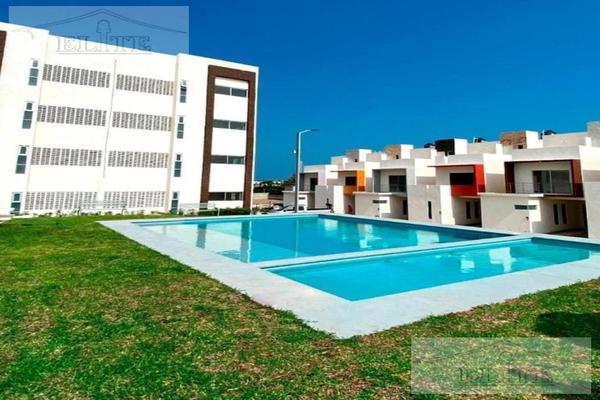 Foto de inmueble en Lindo Depto Remodelado de 1 Piso en Roal Residencial en Hortalizas, Col. Las Brisas C.P. 91809, Veracruz