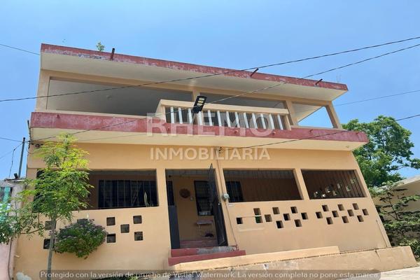 Foto de inmueble en Col. Miguel Aleman, Tuxpan, Ver., Col. Playa Azul C.P. 92773, Tuxpan