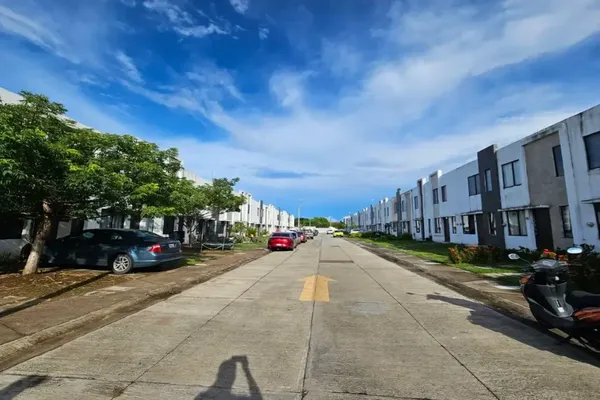 Foto de inmueble en Sin nombre de calle, Col. Residencial del Bosque C.P. 91697, Veracruz
