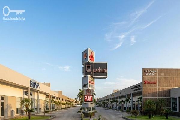 Foto de inmueble en Local en Renta, Plaza Quadrum, Col. Santa Rosa C.P. 96538, Coatzacoalcos