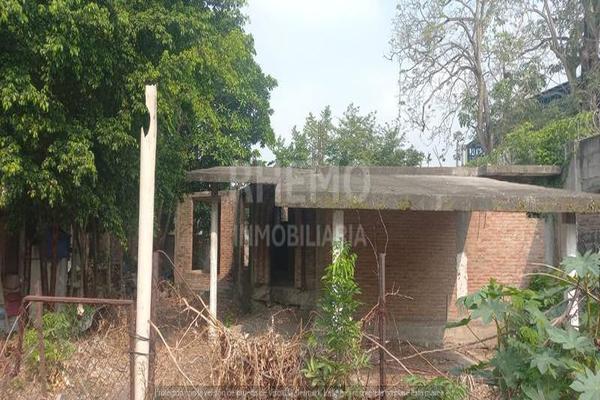 Foto de inmueble en Col. Tepeyac, Poza Rica, Ver., Col. Tepeyac C.P. 93250, Poza Rica de Hidalgo