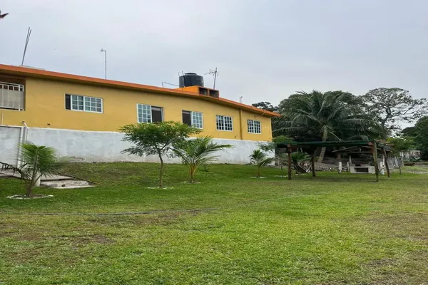 Foto de inmueble en Sin nombre de calle, Col. Villa Úrsulo Galvan C.P. 91667, Ursulo Galván