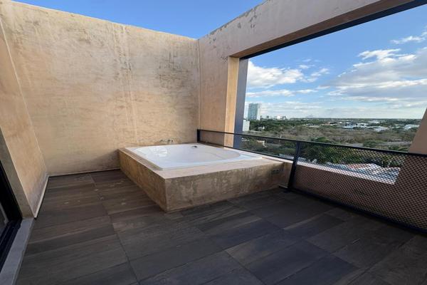 Foto de inmueble en Renta Departamento Penthouse 3 Recamaras, Amueblado Y Jacuzzi En M10 Montebello, Merida, Col. Montebello C.P. 97113, Mérida Foto de inmueble en Renta Departamento Penthouse 3 Recamaras, Amueblado Y Jacuzzi En M10 Montebello, Merida, Col. Montebello C.P. 97113, Mérida