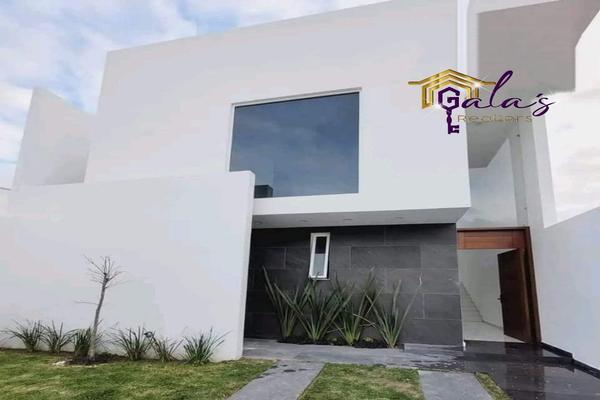Foto de inmueble en A un costado de Soriana del Valle, Col. La Puerta de Hierro C.P. 42086, Pachuca de Soto