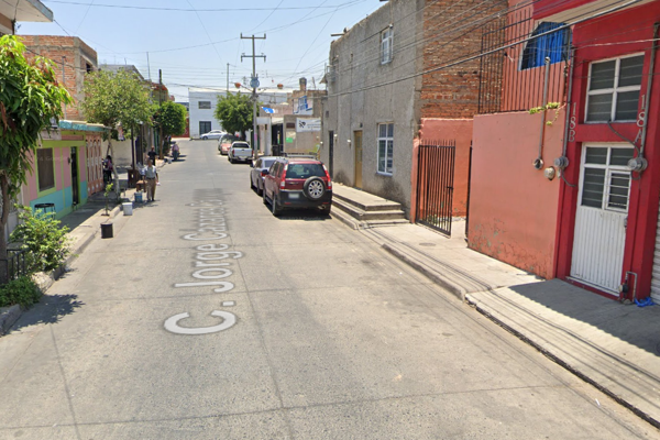Foto de inmueble en Calle Jorge Cázares Campos #00Int. 00, Col. Lomas de Tlaquepaque C.P. 45559, San Pedro Tlaquepaque