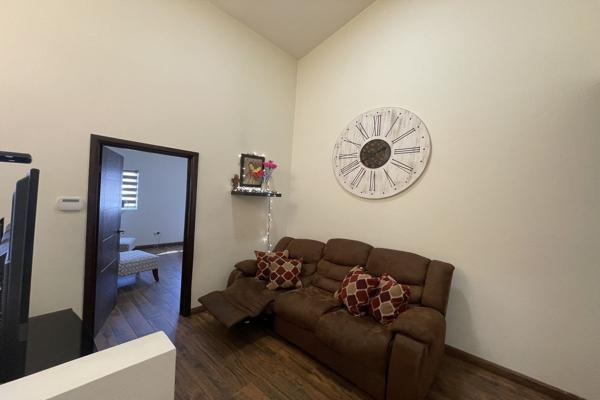 Foto de inmueble en 3 etapa, Col. Zona Urbana Río Tijuana C.P. 22010, Tijuana