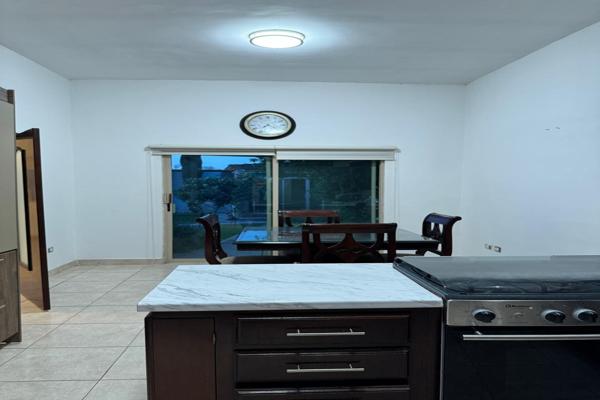 Foto de inmueble en Ernesto Aburto  #45, Col. El Campanario C.P. 25209, Saltillo