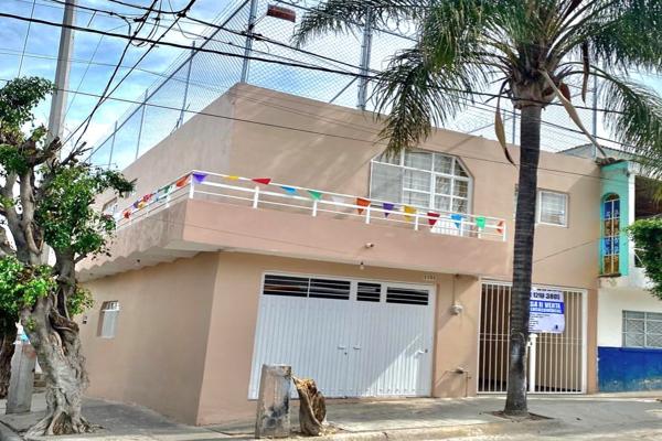 Foto de inmueble en Calle Hacienda Santa Cruz del Valle #3, Col. Oblatos C.P. 44700, Guadalajara