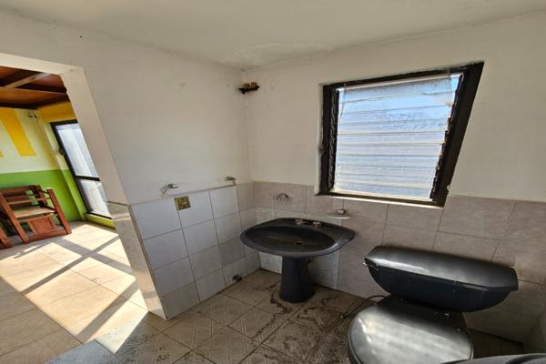 Foto de inmueble en Calle El Quelite 432 #432, Col. Aurora Tercera Sección (Benito Juárez) C.P. 57000, Nezahualcóyotl
