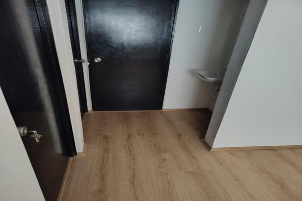 Foto de inmueble en San Rafael Atlixco 5810, San Miguel Zapotitla, Multirol Tlaxcanes INFONAVIT, Tláhuac, 13310 Ciudad d #5810, Col. Zapotitla C.P. 13310, Tláhuac