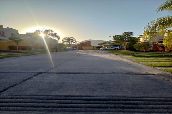 Foto de inmueble en Carretera Jocotepec-chapala , Col. Chantepec C.P. 45825, Jocotepec