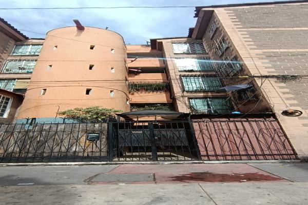 Foto de inmueble en Calle Totli  40 #Edi 3F Depto 102, Col. El Paraíso C.P. 09230, Iztapalapa